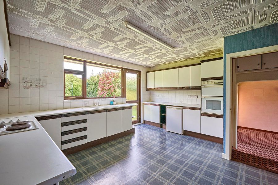 3b Holywood Road