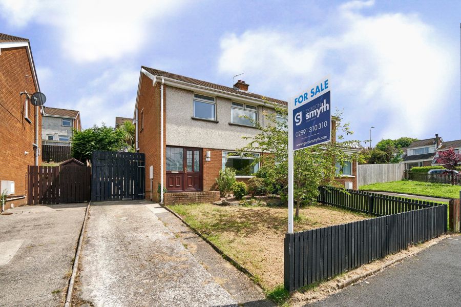 49 Loverock Way, bangor, BT19 1AW