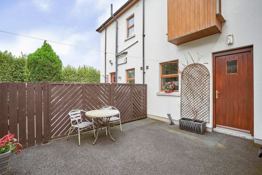 8 Princetown Park