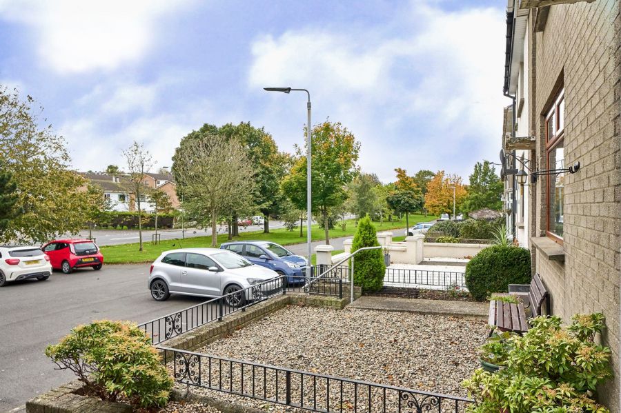 202 Clandeboye Road 202 Clandeboye Road