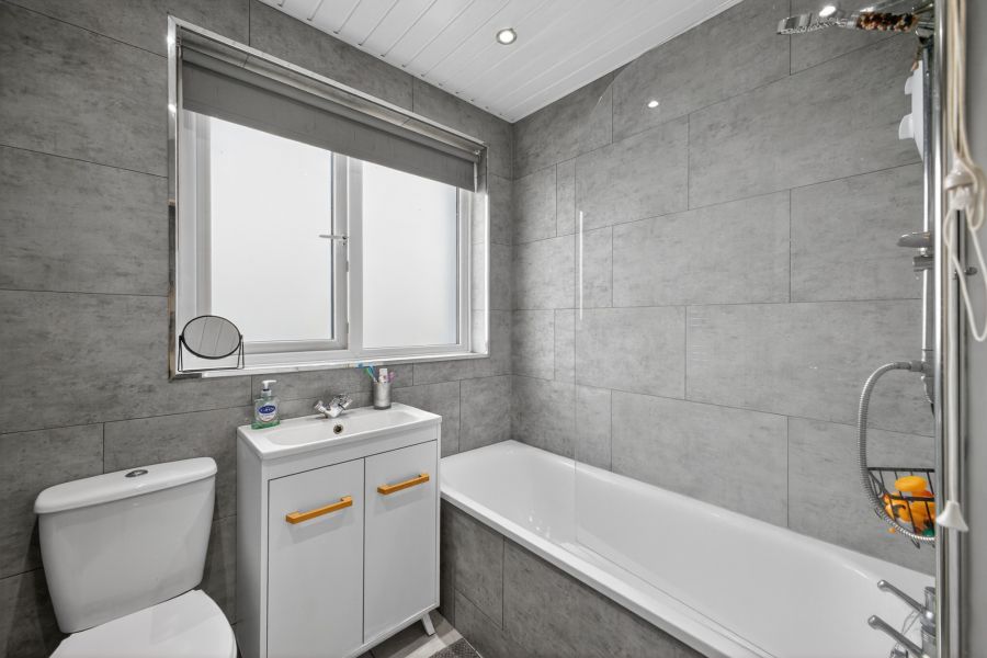 95 Lisnabreen Crescent