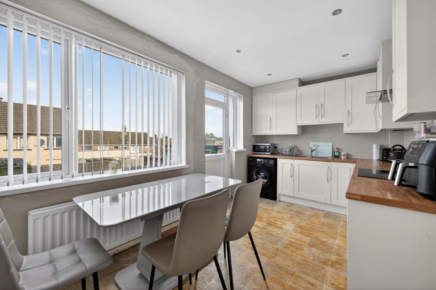 95 Lisnabreen Crescent