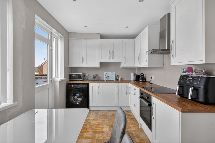 95 Lisnabreen Crescent