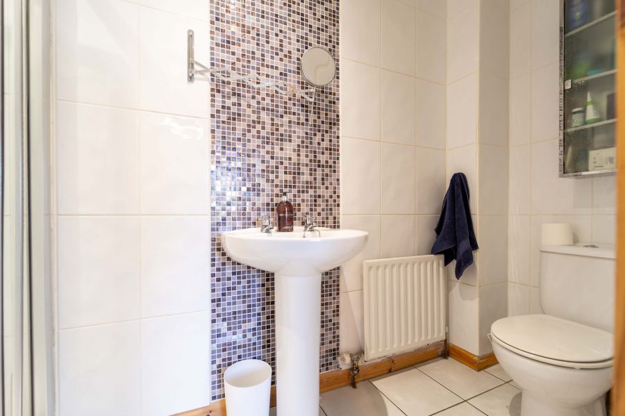 7B Bryansburn Gardens