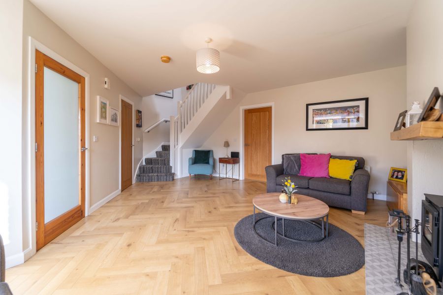 7B Bryansburn Gardens