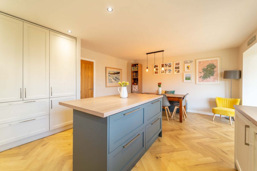 7B Bryansburn Gardens