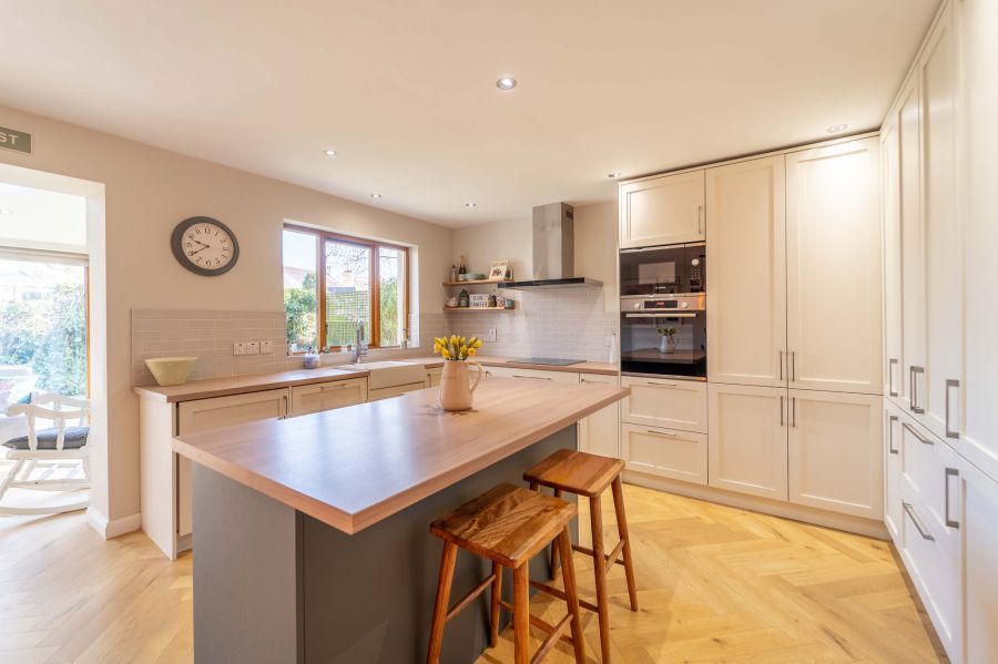 7B Bryansburn Gardens