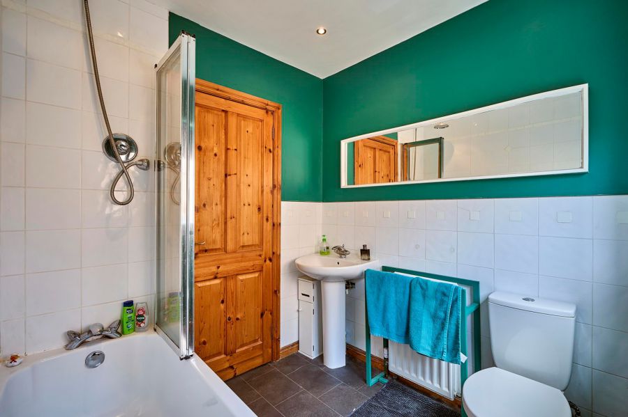 26 Beechfield Crescent