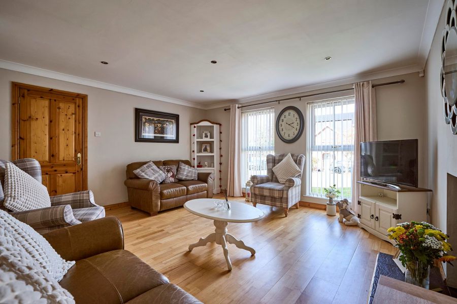 26 Beechfield Crescent