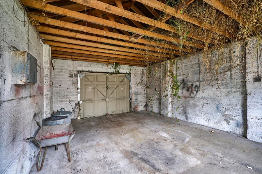 49 Grovehill Gardens