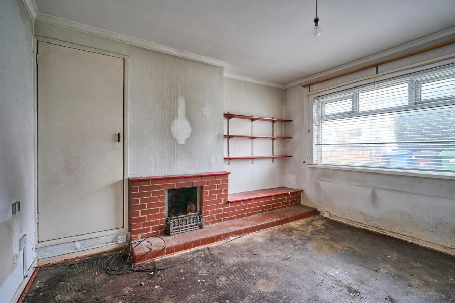 49 Grovehill Gardens