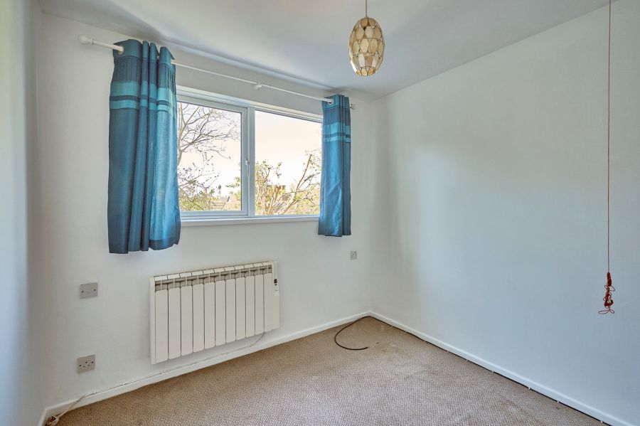 Apt 4 Ballyholme Court