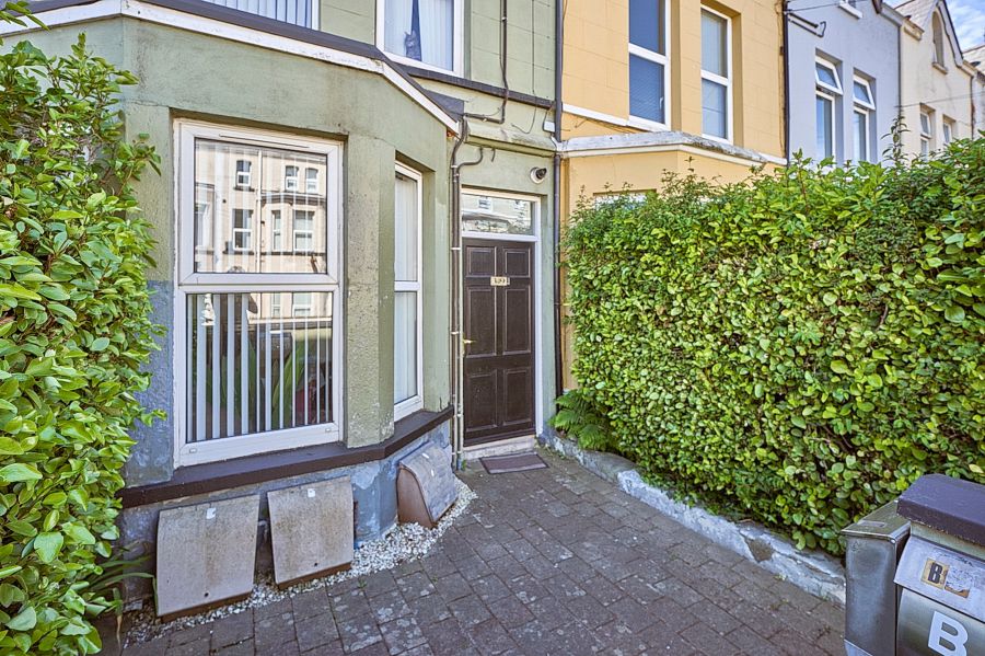 39A Dufferin Avenue