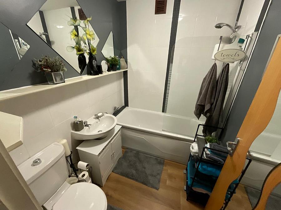 77F Heath Lodge Drive