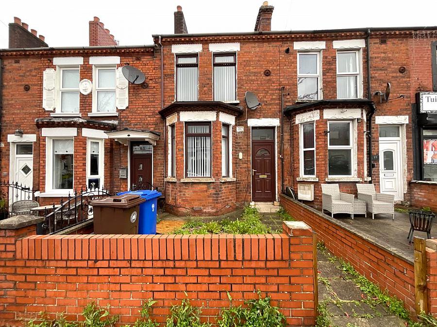 87 Ballygomartin Road