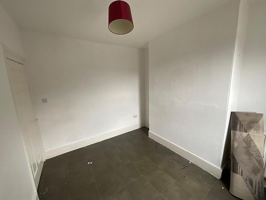 16 Newington Street