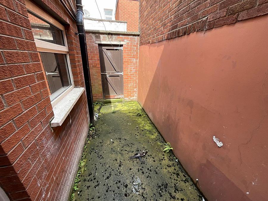 15 Eccles Street