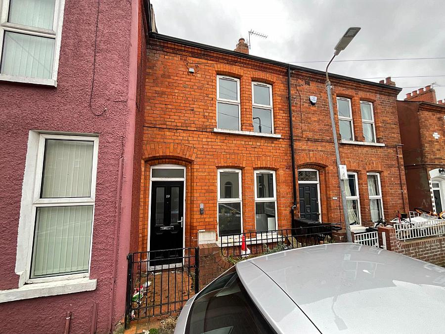 29 London Street,ravenhill road, belfast, BT6 8EN