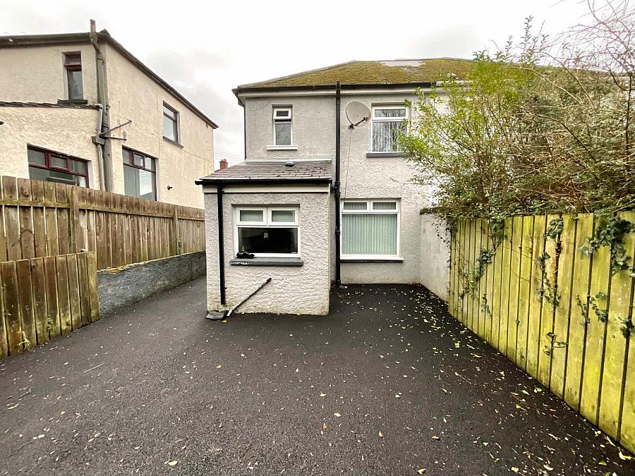 14 Silverstream Park