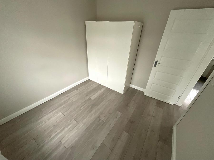 14 Silverstream Park