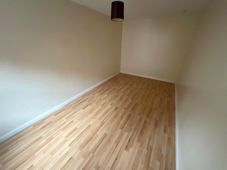 36 Ainsworth Avenue 36 Ainsworth Avenue