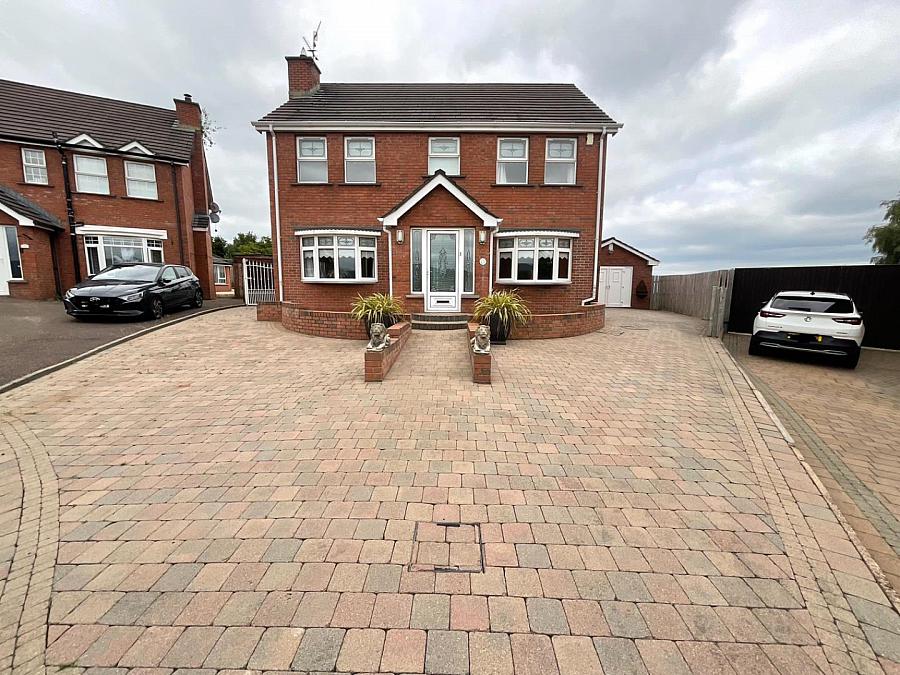 7 Loughview Green