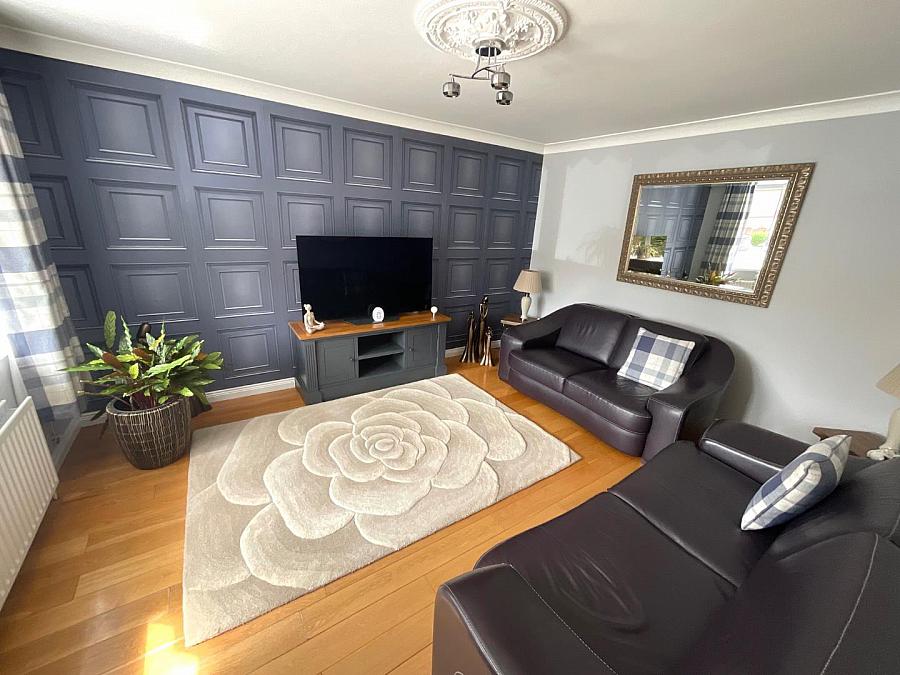 7 Loughview Green