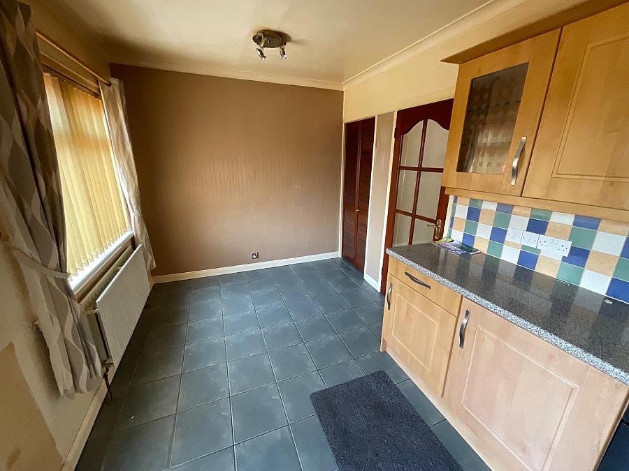 11 Woodvale Pass