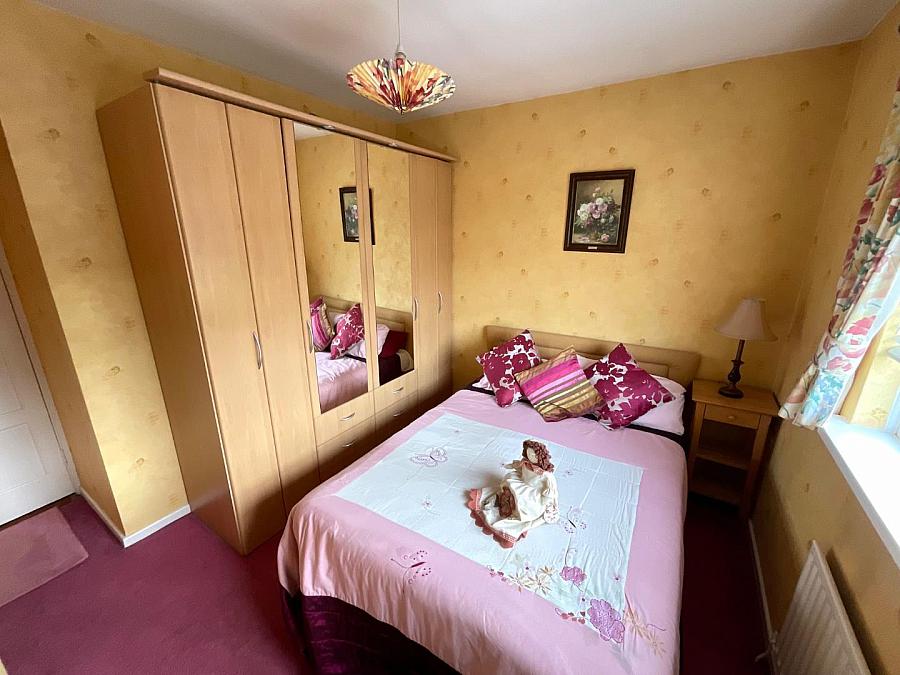 135 West Circular Road