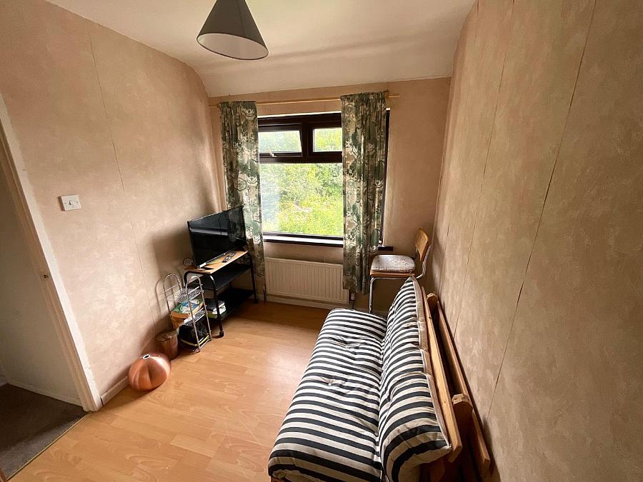 249 Joanmount Gardens