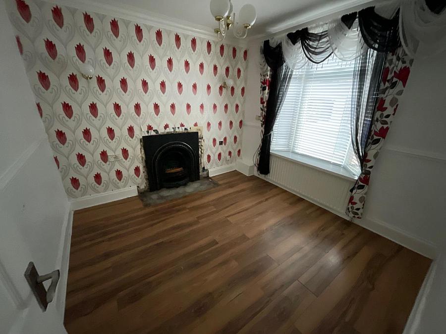 982 Crumlin Road