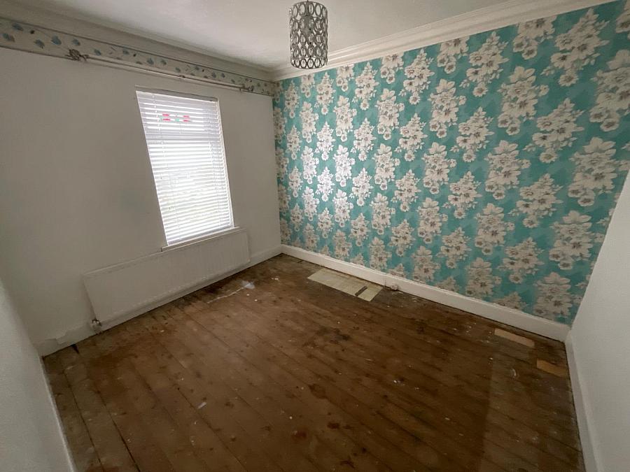 982 Crumlin Road