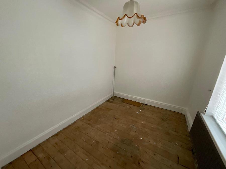 982 Crumlin Road