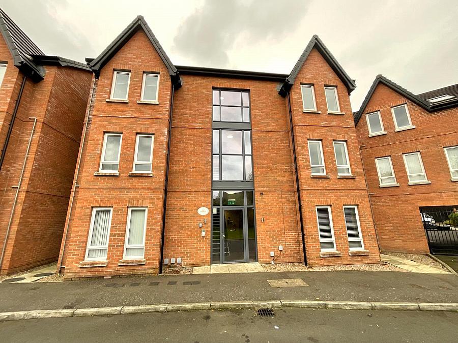 Apartment 18, 2 West Circular Close