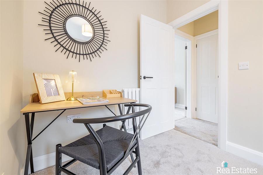 66 Ravenscroft Avenue 66 Ravenscroft Avenue