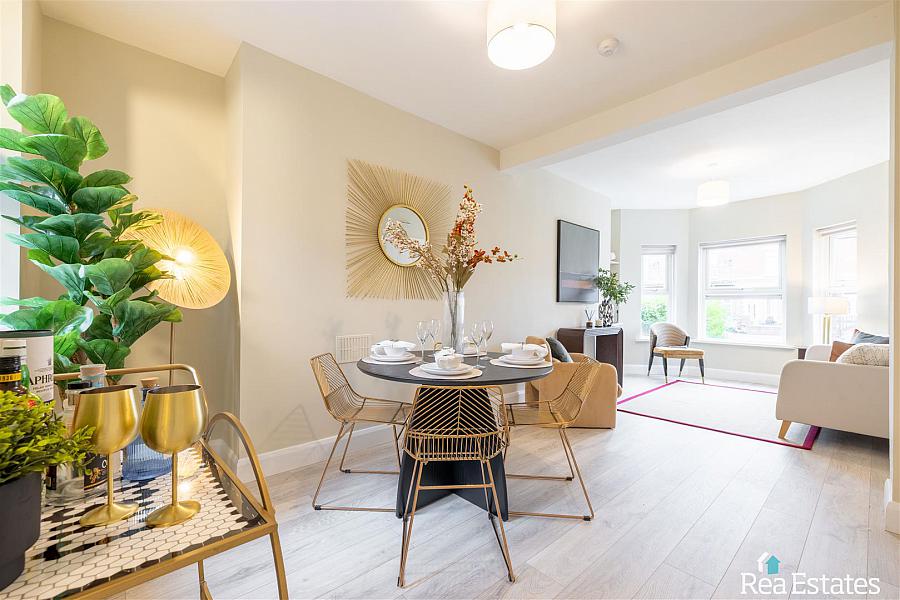 66 Ravenscroft Avenue 66 Ravenscroft Avenue