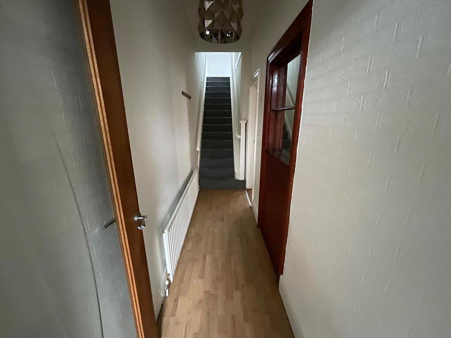 6 Ballygomartin Road