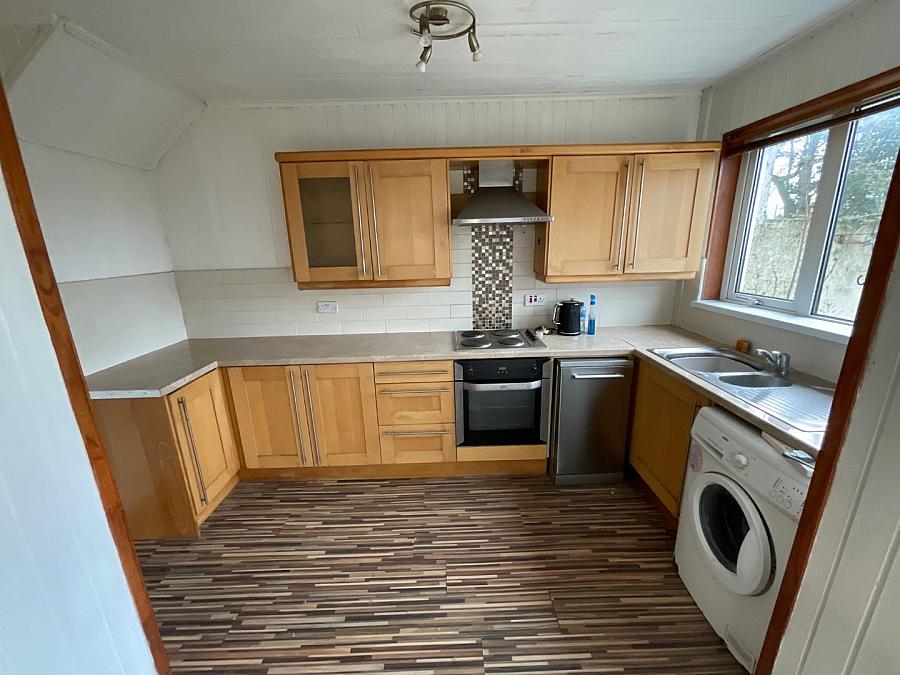 6 Ballygomartin Road