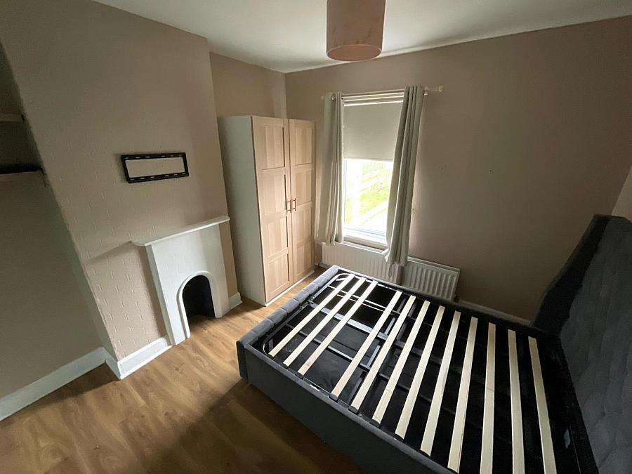 124 Alexandra Park Avenue