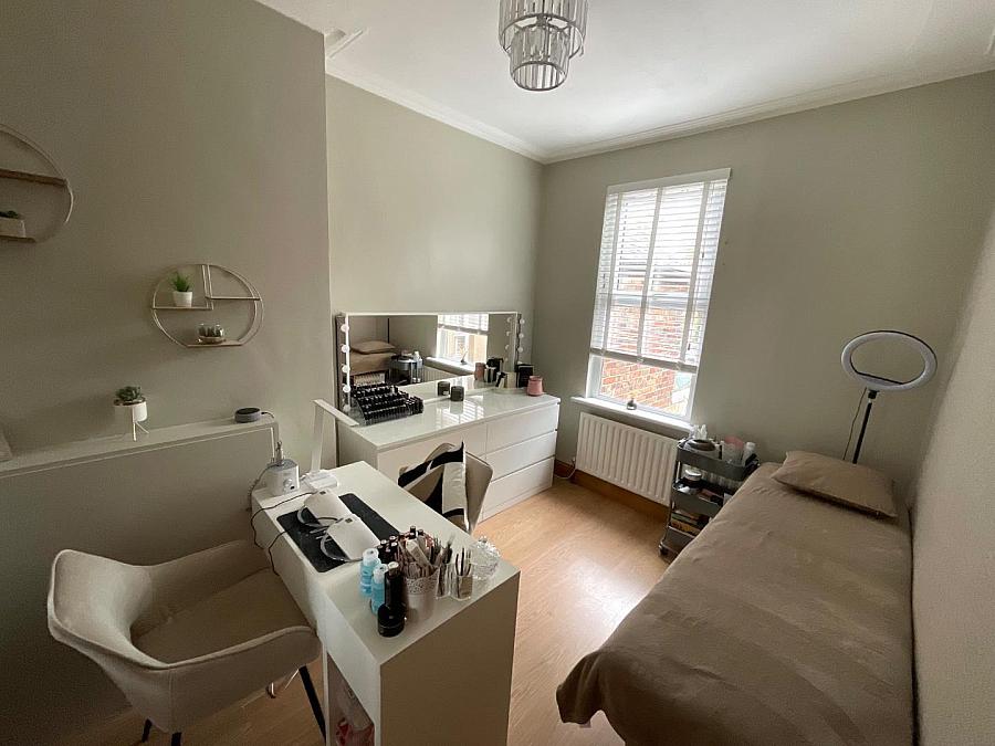 179 Alexandra Park Avenue