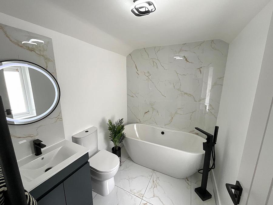 79 Bloomfield Avenue