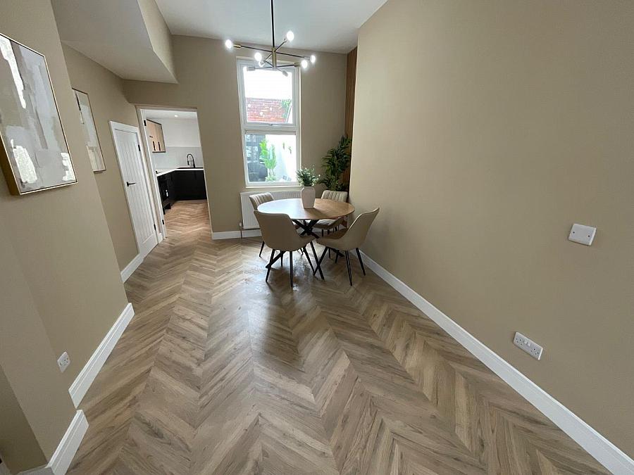 79 Bloomfield Avenue