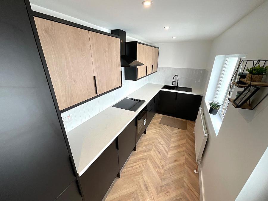 79 Bloomfield Avenue