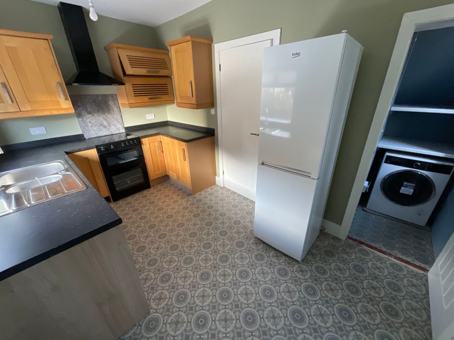 2 Dhu Varren Crescent