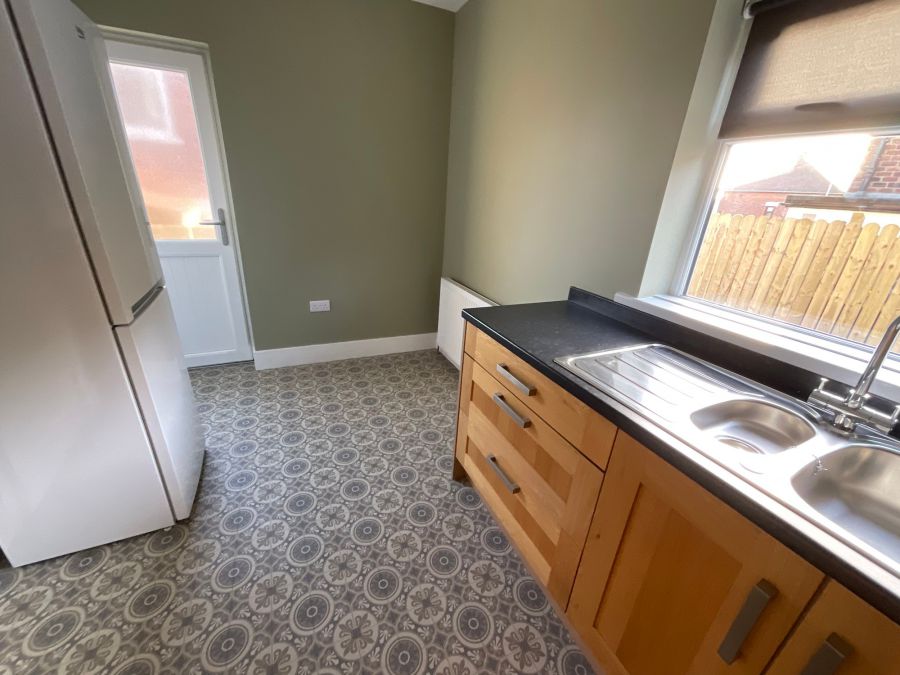 2 Dhu Varren Crescent