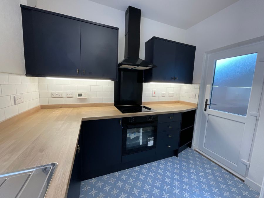 21 Downpatrick Road