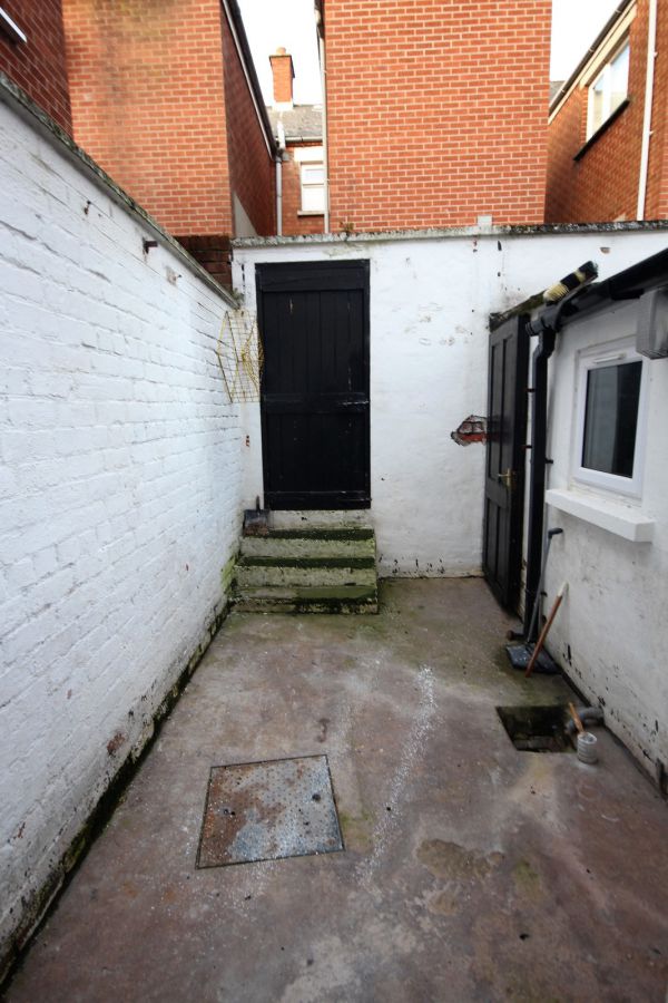 39 Ainsworth Drive