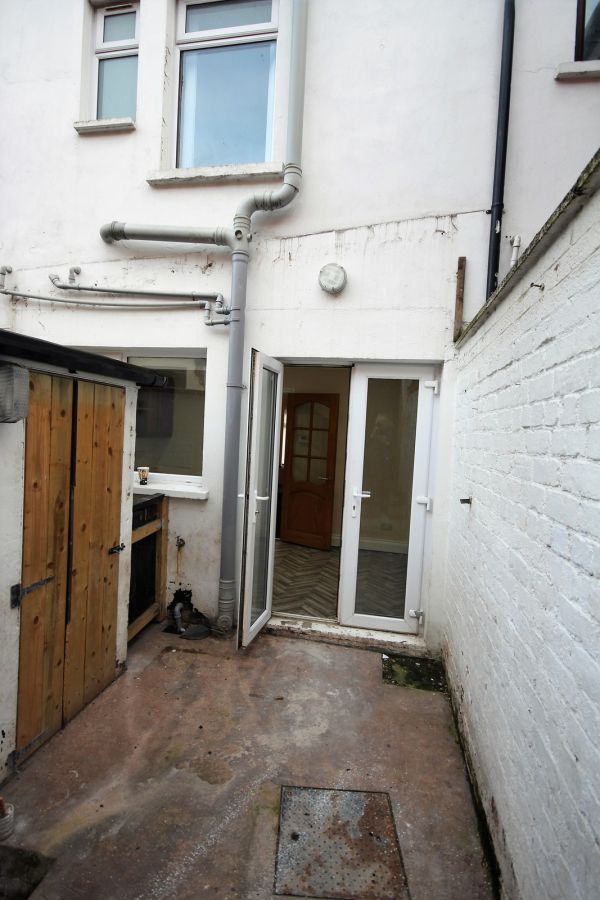 39 Ainsworth Drive