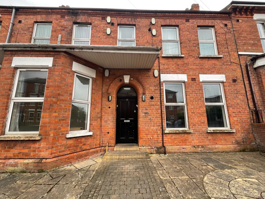 30 Cliftonville Avenue