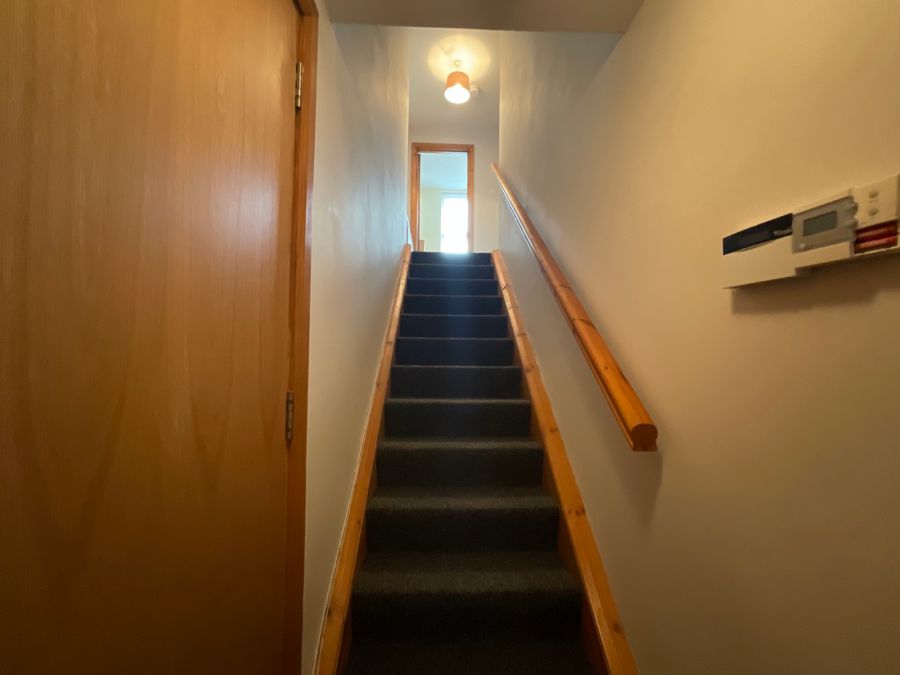 Apt 3, 30 Cliftonville Avenue